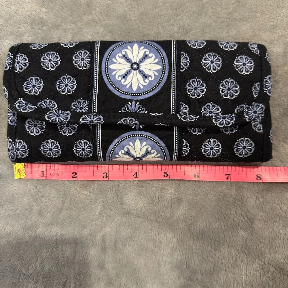 Stephanie Dawn Convertible Wallet Harbor Blue Floral Organizer‎ Travel Clutch